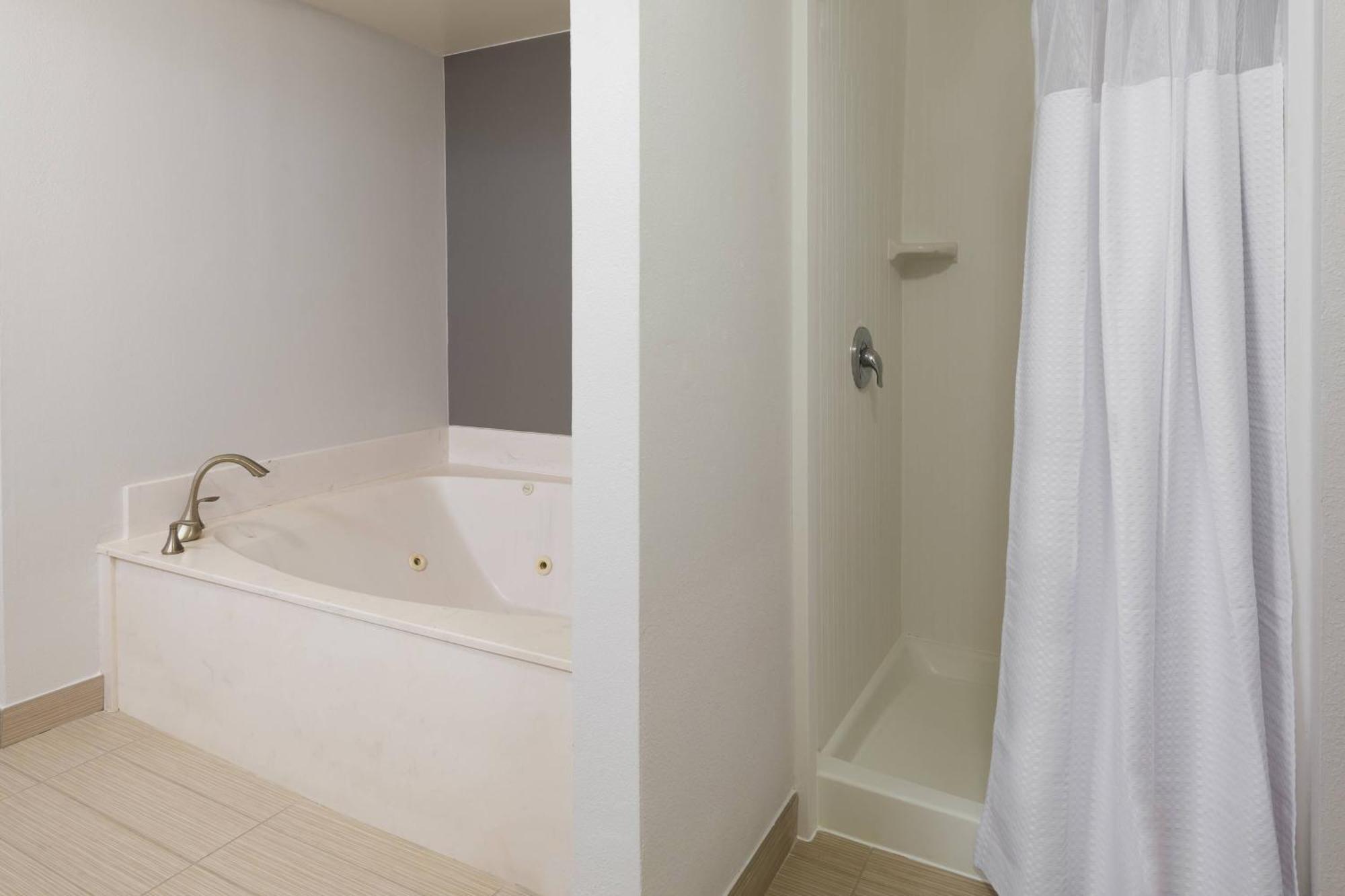 Courtyard By Marriott Wilmington/Wrightsville Beach Exterior foto